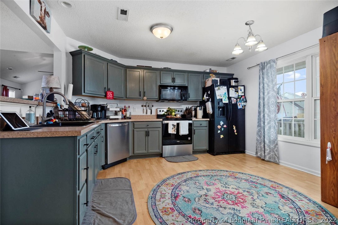 4425 Harborgate Road Hope Mills, NC 28348 - Photo 15 of 35 Gallery Image 15