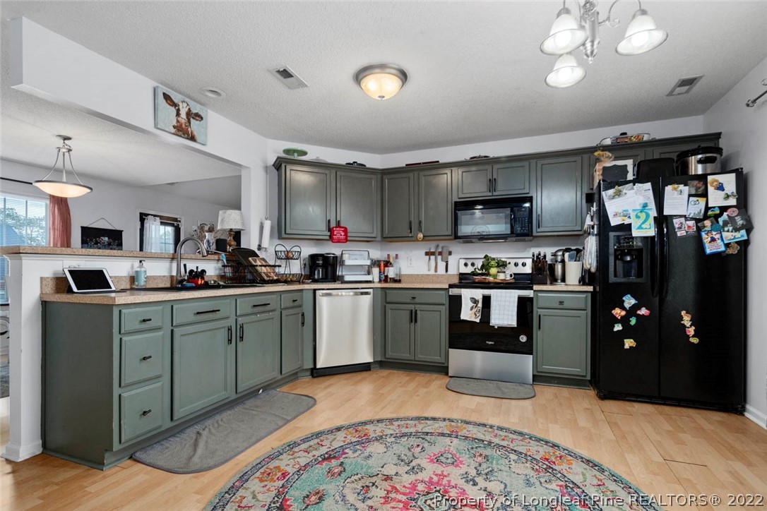 4425 Harborgate Road Hope Mills, NC 28348 - Photo 16 of 35 Gallery Image 16