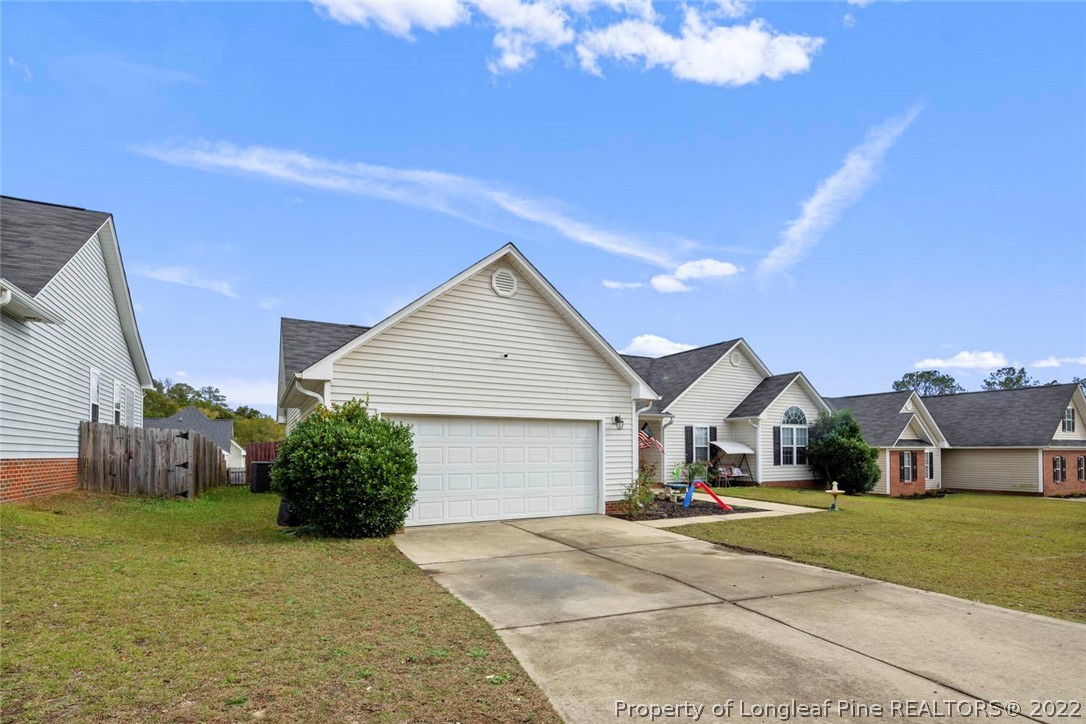 4425 Harborgate Road Hope Mills, NC 28348 - Photo 2 of 35 Gallery Image 2