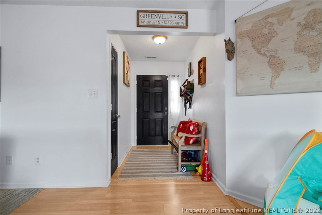 4425 Harborgate Road Hope Mills, NC 28348 - Photo 7 of 35 Gallery Image 7