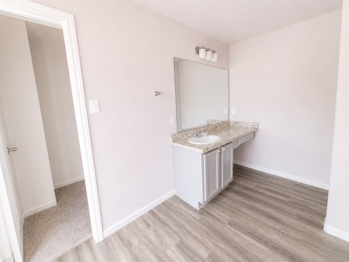 218 19th Street Hempstead, TX 77445 - Photo 8 of 14
