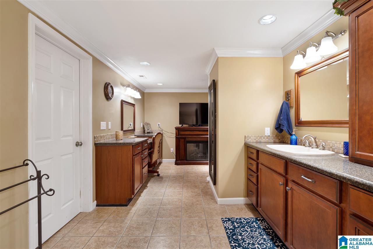 409 1st Street North Oneonta, AL 35121 - Photo 21 of 40