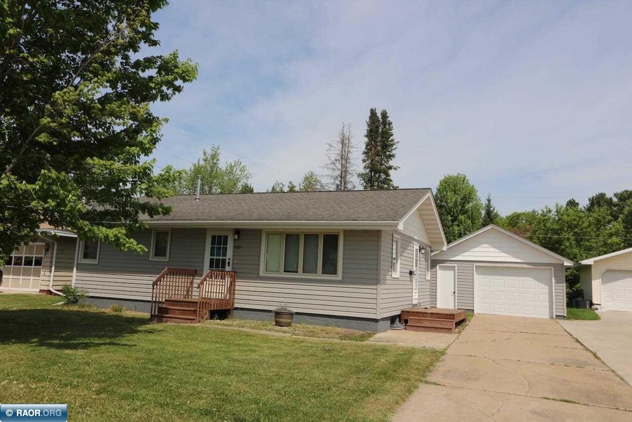 710 Summit Street Aurora, MN 55705 - Photo 2 of 28