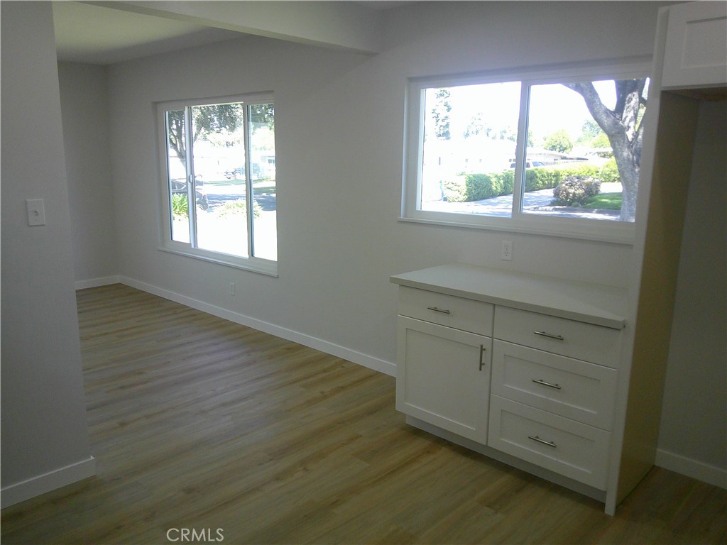 3170 Ronald Street Riverside, CA 92506 - Photo 17 of 40 kitchen to living room