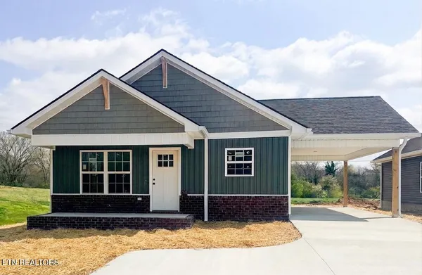 $339,900 | 360 North Wright Road, Alcoa, TN 37701