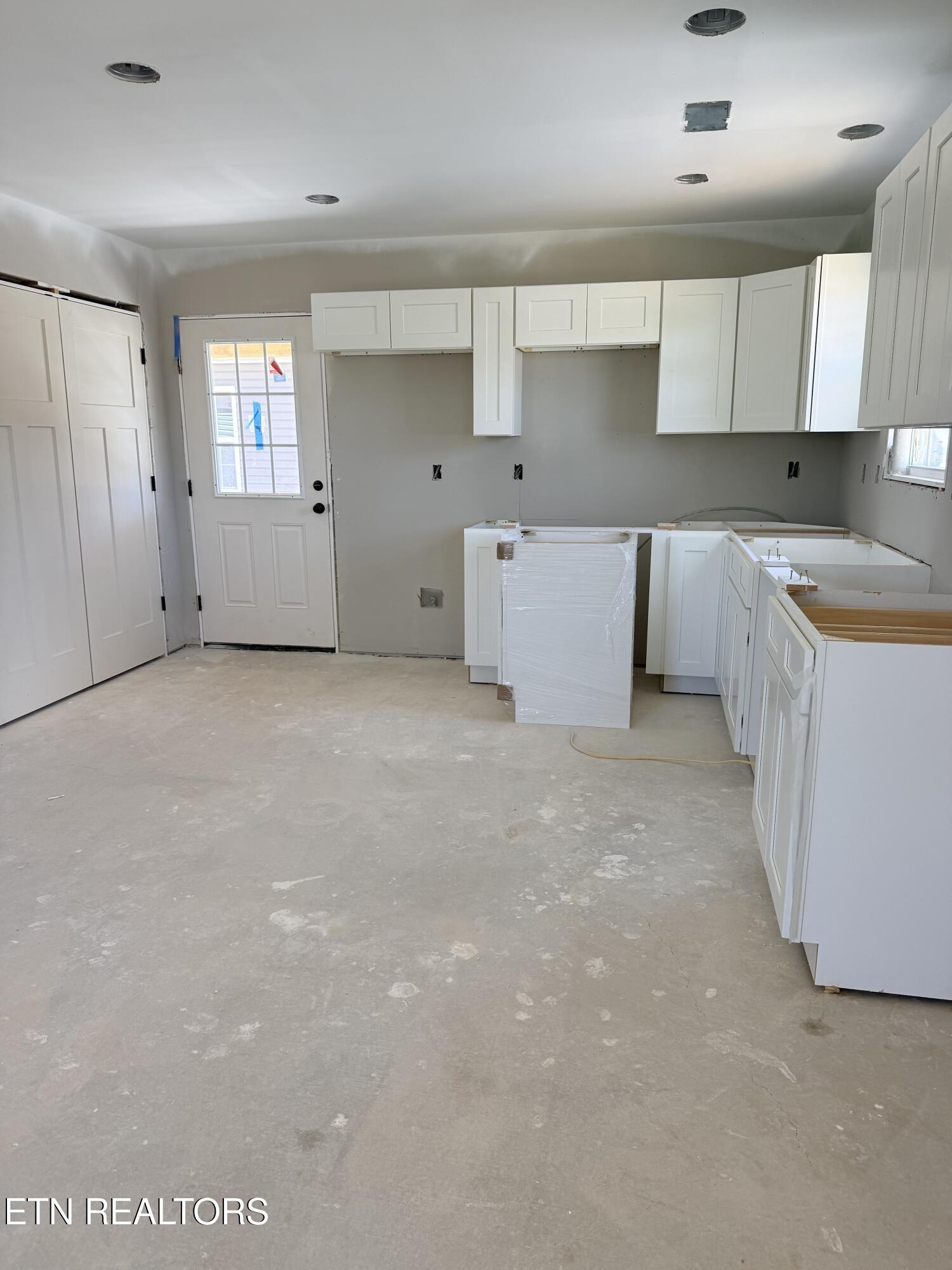 360 North Wright Road Alcoa, TN 37701 - Photo 2 of 8 quartz countertops