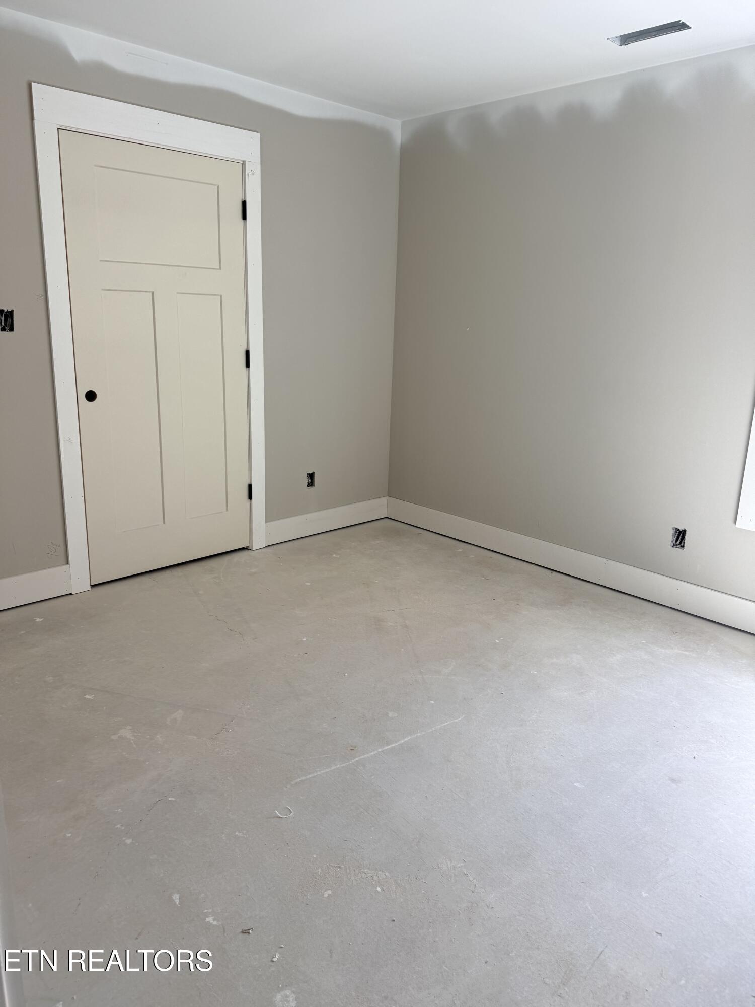 360 North Wright Road Alcoa, TN 37701 - Photo 3 of 8 Bedroom 1