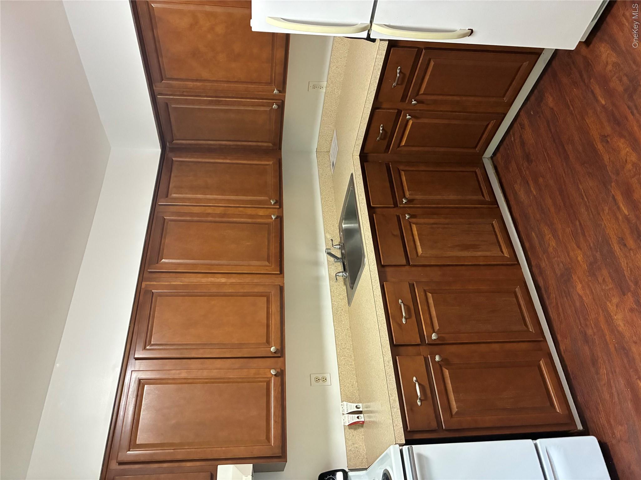 21 Pavilion Road, Unit 21 Suffern, NY 10901 - Photo 7 of 8