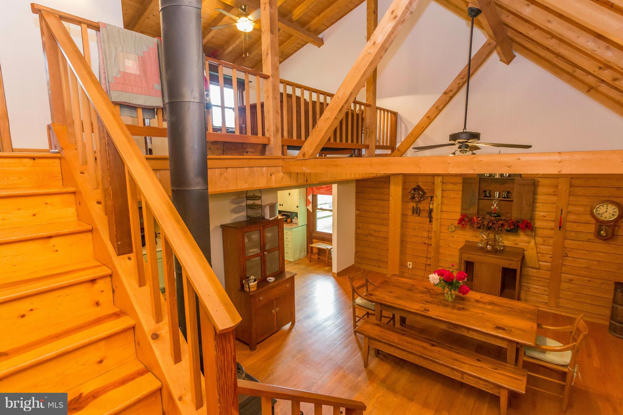 2277 Beaver Dam Road Midland, VA 22728 - Photo 11 of 30 Exquisite Beam Construction