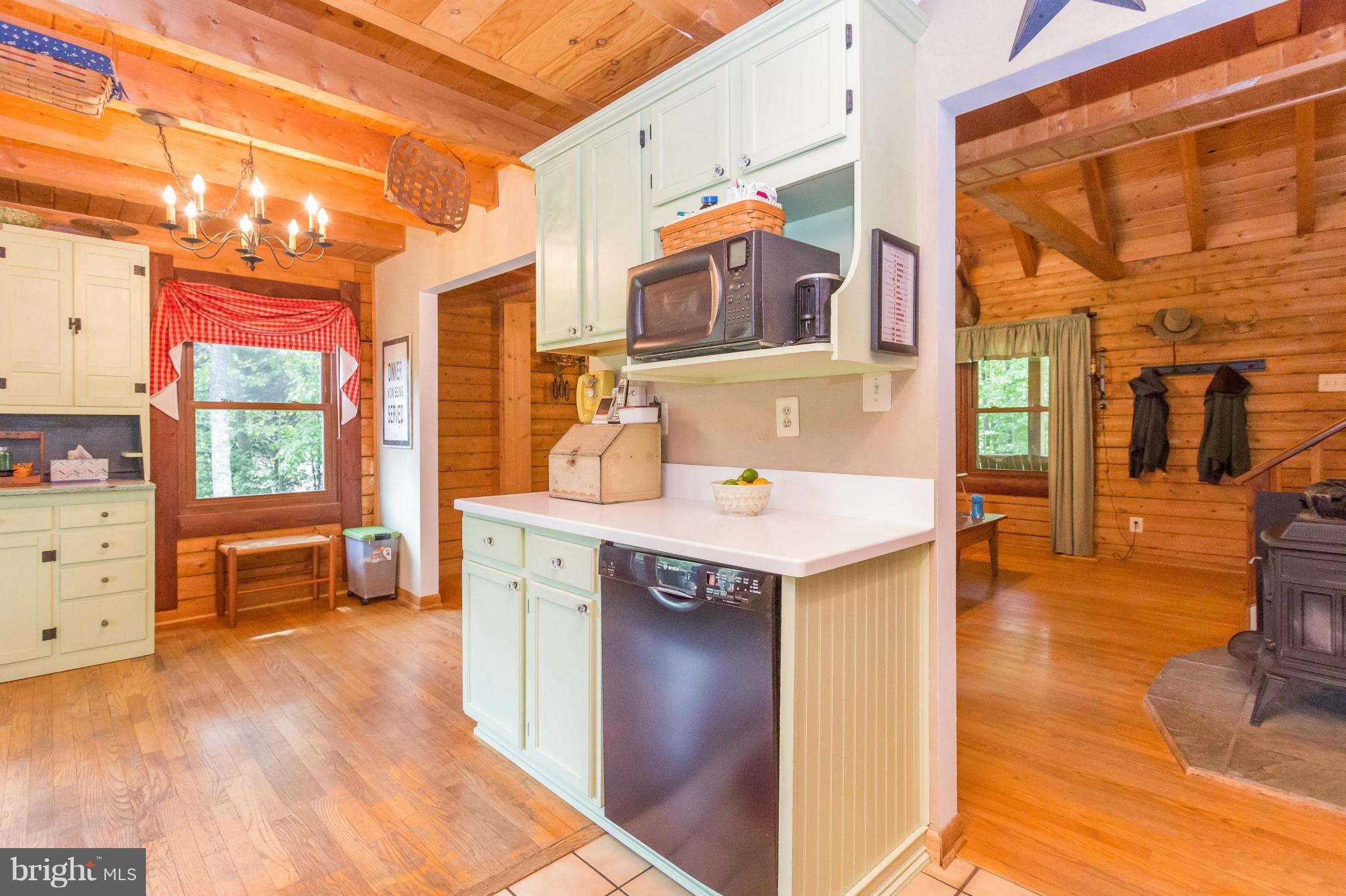 2277 Beaver Dam Road Midland, VA 22728 - Photo 7 of 30 Kitchen/Dining Combo