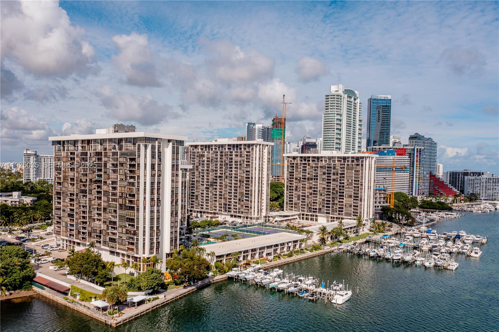 1925 Brickell Avenue, Unit D2006 Miami, FL 33129 - Photo 40 of 46 a view of city with tall buildings