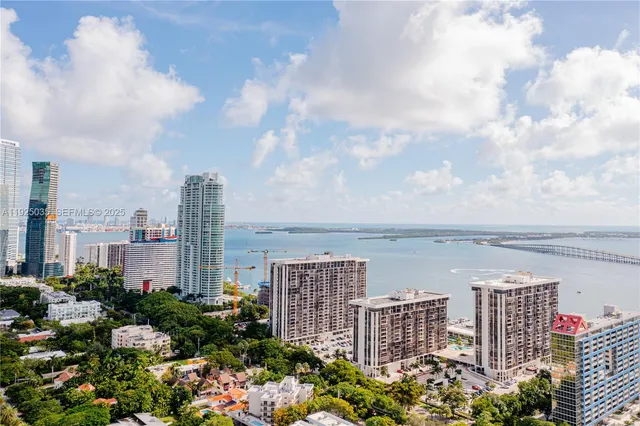 a view of ocean and city view