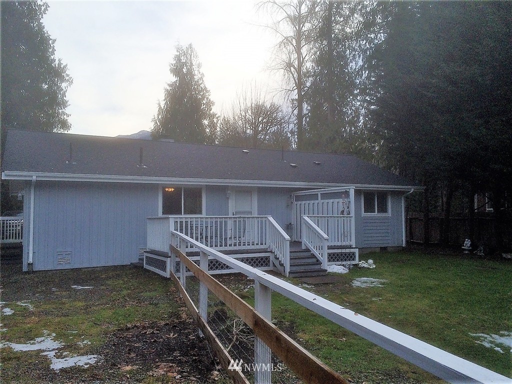 46318 Baker Loop Road Concrete, WA 98237 - Photo 4 of 15 Gallery Image 4