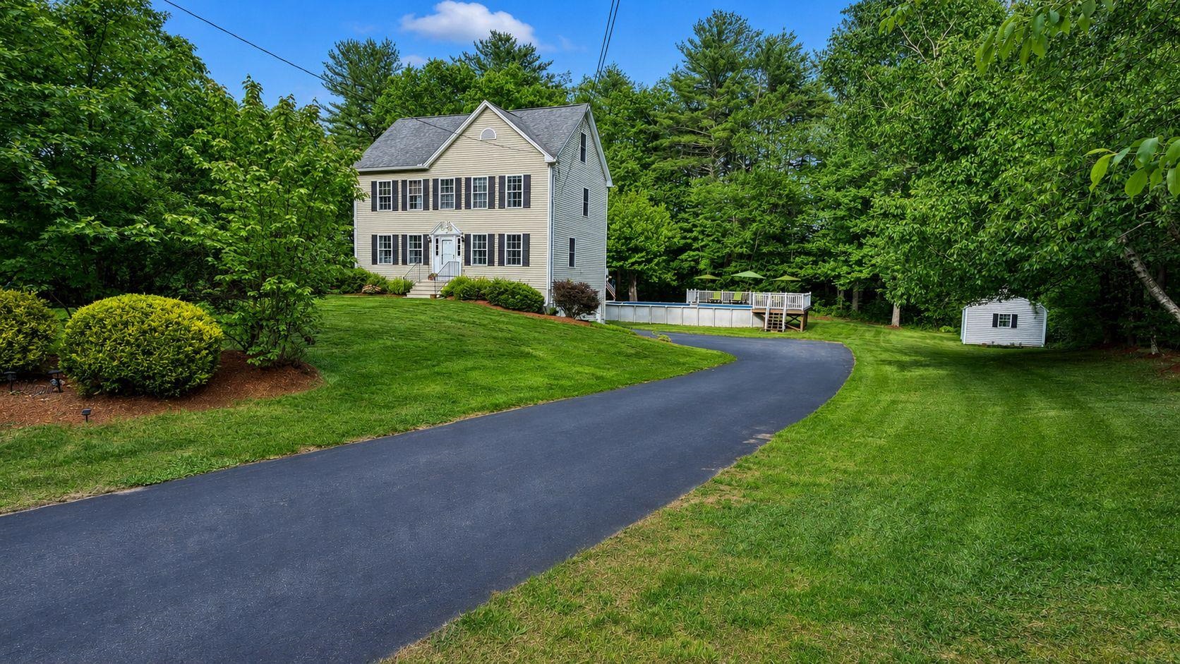 54 Chase Road Londonderry, NH 03053 - Photo 2 of 33