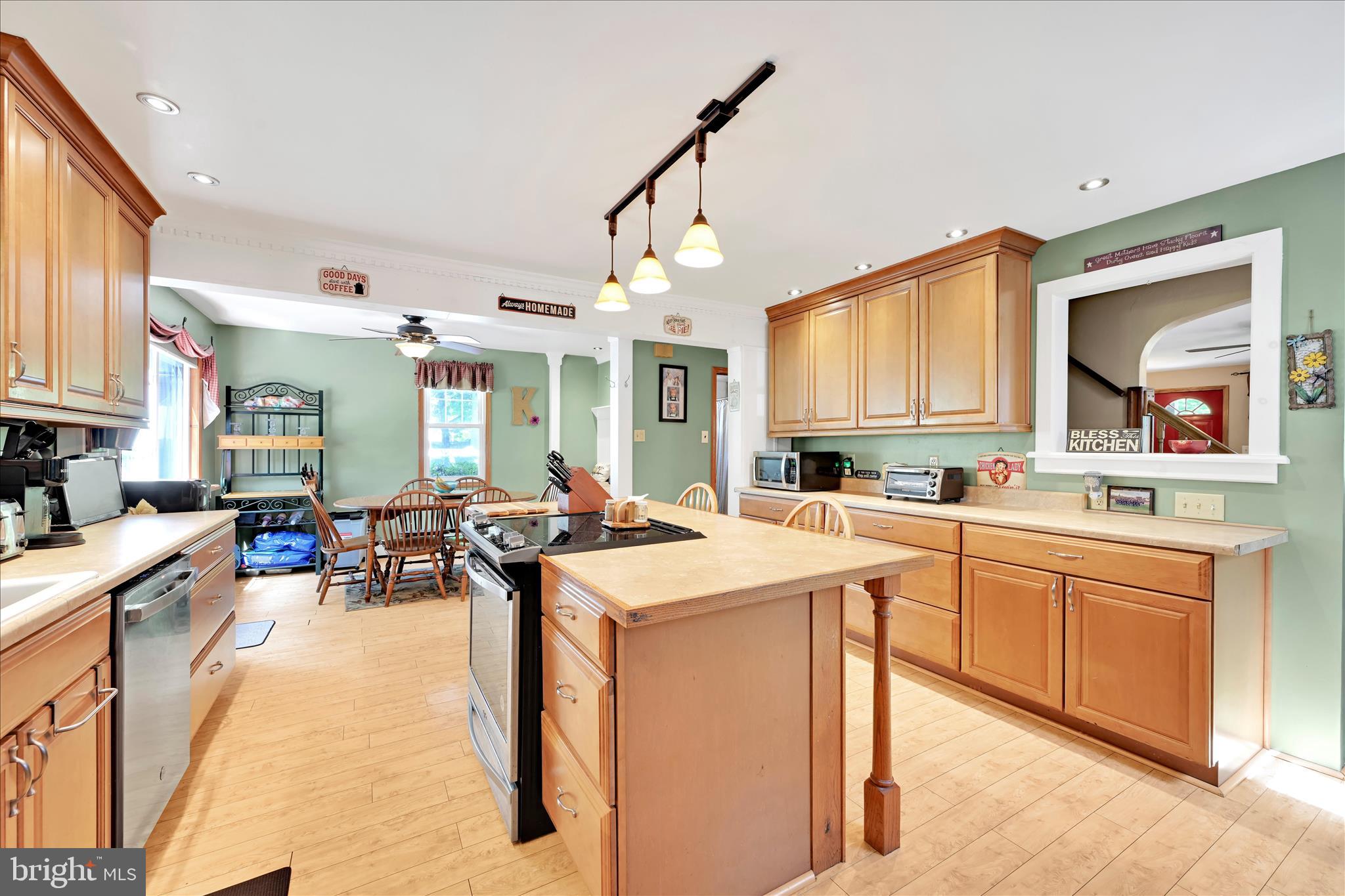 113 Ben Titus Road Tamaqua, PA 18252 - Photo 15 of 53 Kitchen