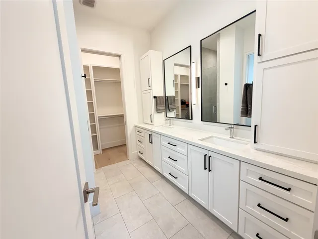 $1,675,000 | 3021 Blue Bonnet Boulevard, Houston, TX 77025