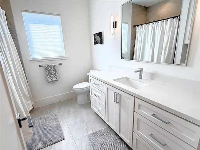 $1,675,000 | 3021 Blue Bonnet Boulevard, Houston, TX 77025