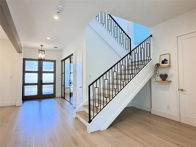 $1,675,000 | 3021 Blue Bonnet Boulevard, Houston, TX 77025