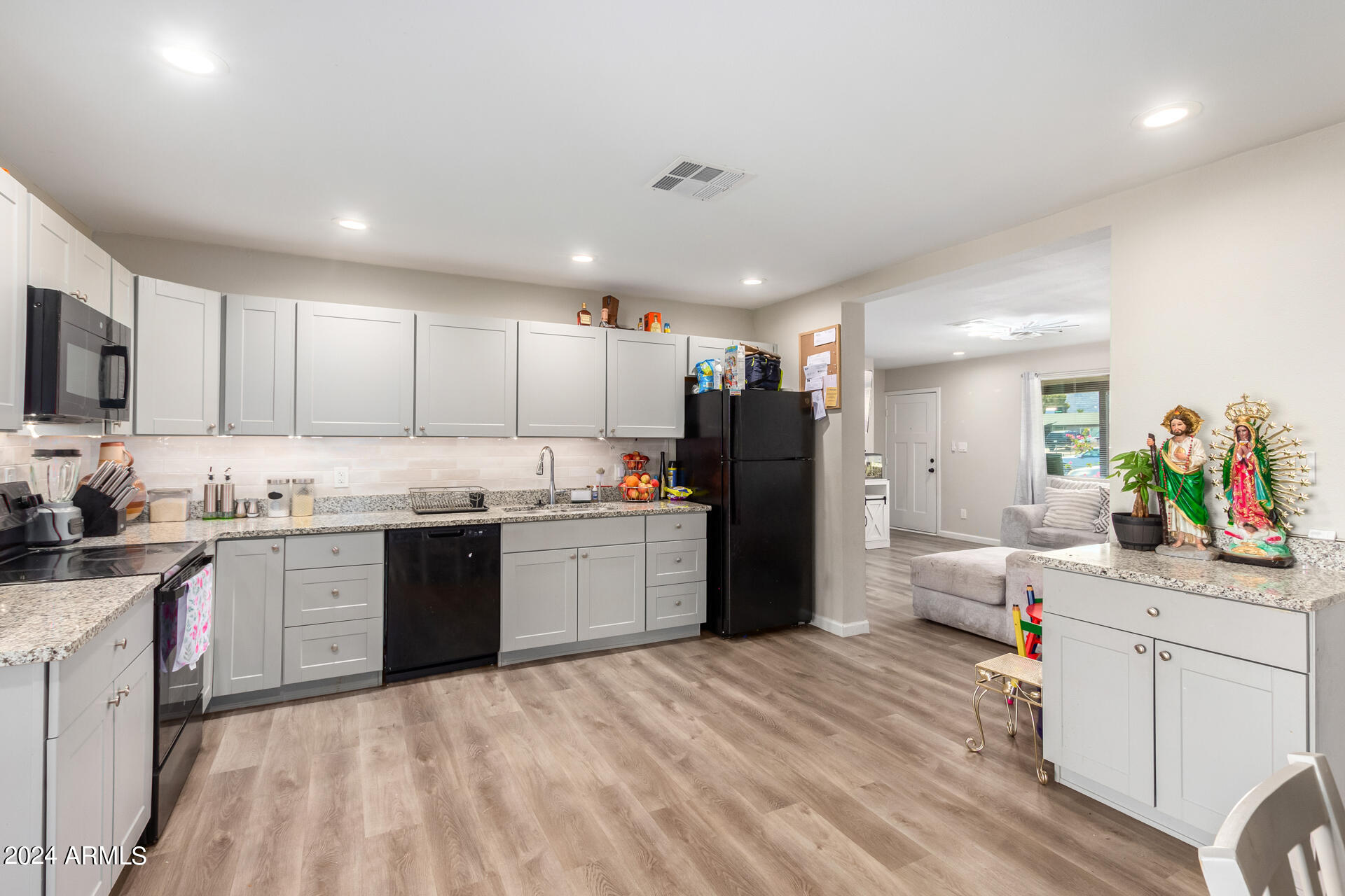 320 West Darrow Street Phoenix, AZ 85041 - Photo 13 of 28 13-Darrow