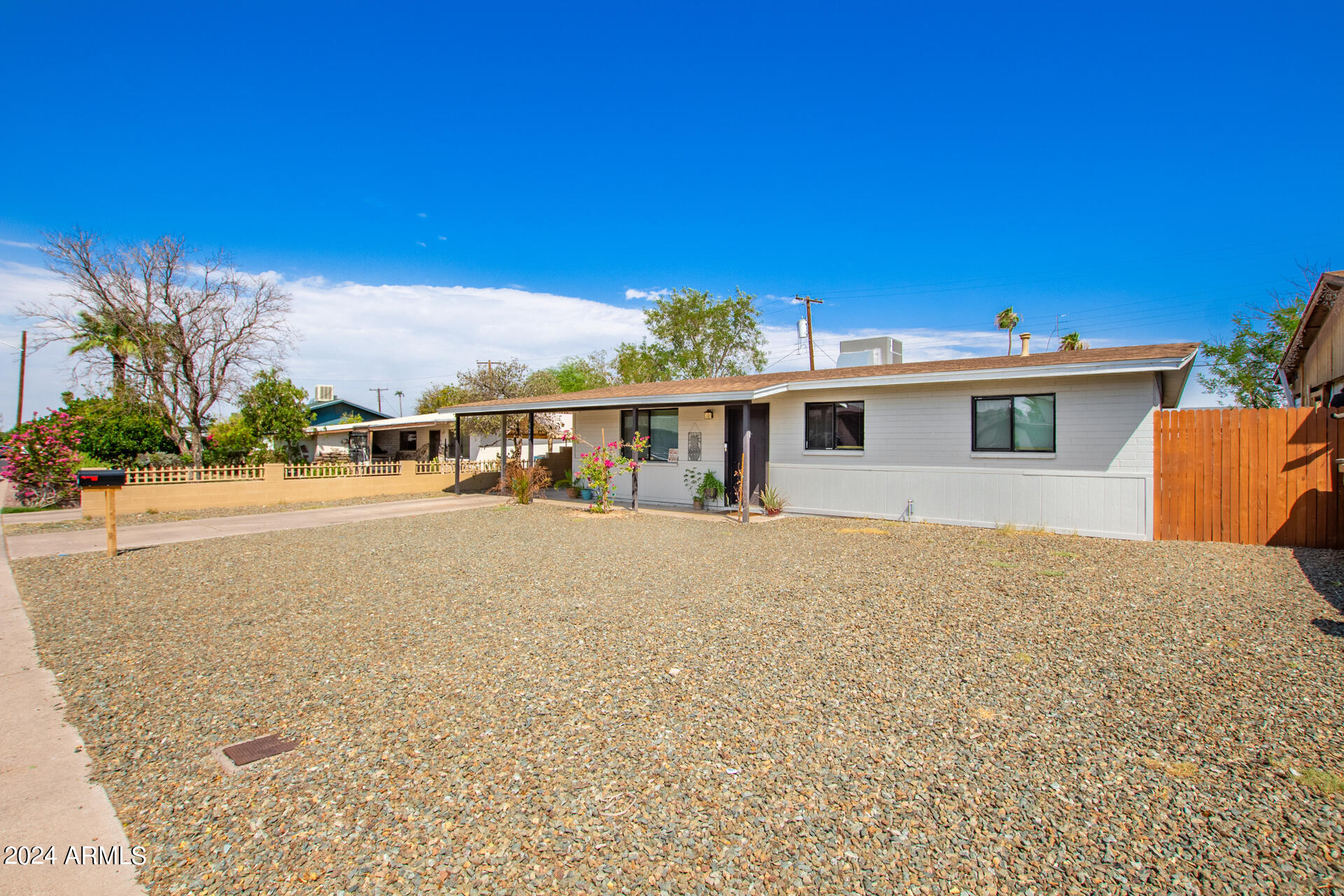 320 West Darrow Street Phoenix, AZ 85041 - Photo 3 of 28 03-Darrow