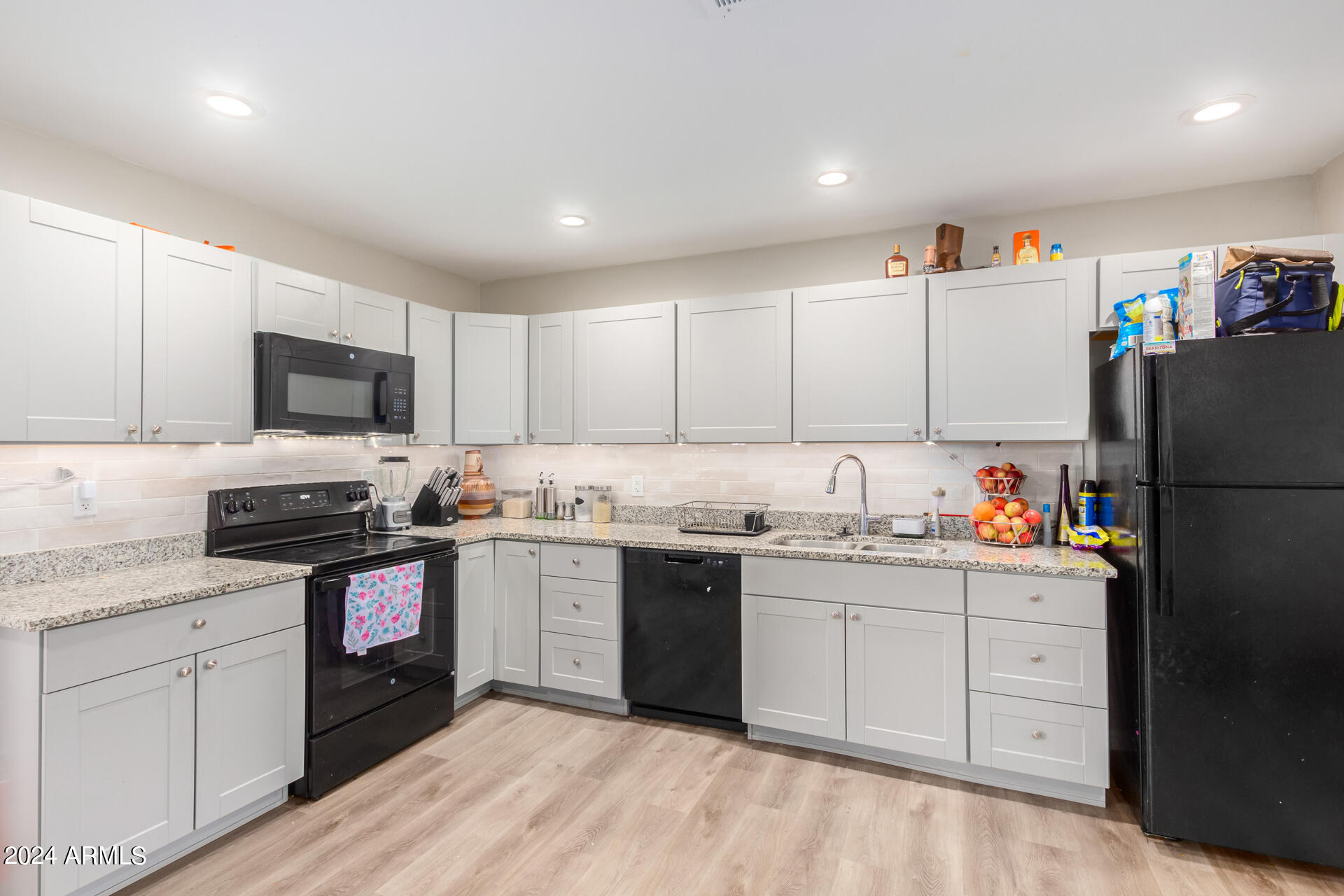 320 West Darrow Street Phoenix, AZ 85041 - Photo 10 of 28 10-Darrow