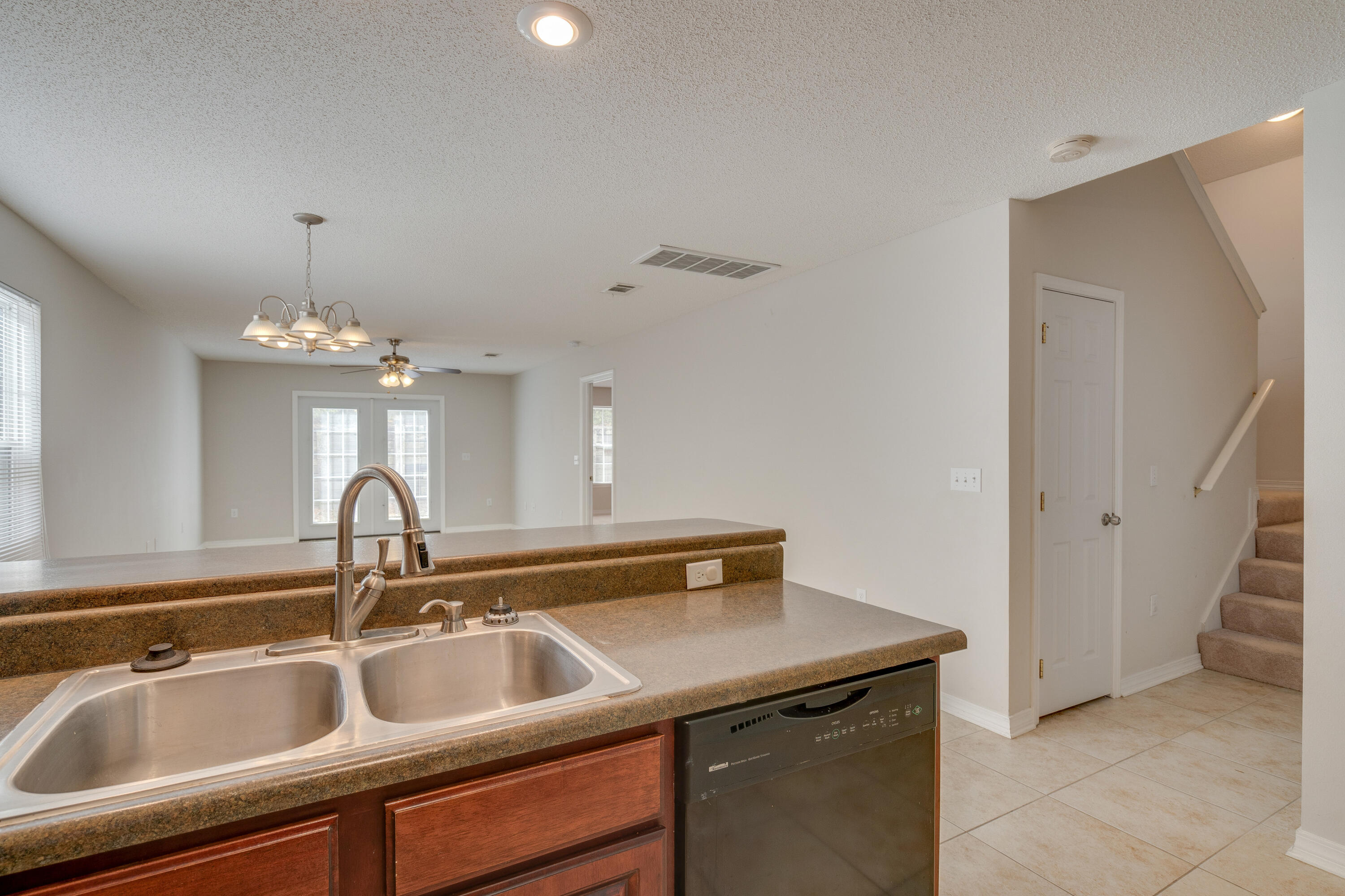 315 Dahlquist Drive Crestview, FL 32539 - Photo 14 of 32 a close view of a sink and a faucet in the kitchen