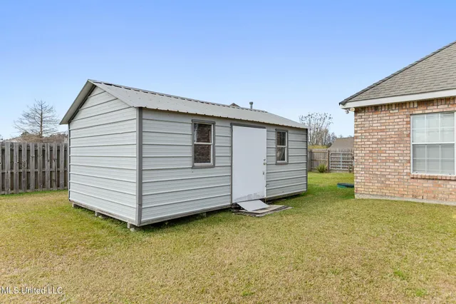 $288,000 | 49 Apache Drive, Picayune, MS 39466