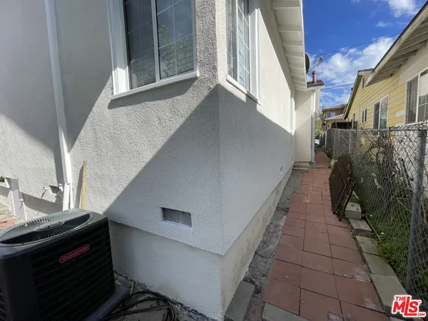 $3,450 | 10631 Tinker Avenue, Tujunga, CA 91042