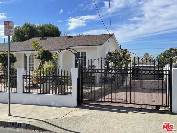$3,450 | 10631 Tinker Avenue, Tujunga, CA 91042