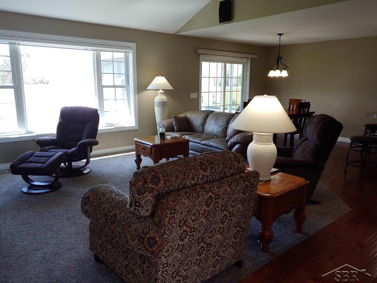 10367 Dice Road Freeland, MI 48623 - Photo 4 of 22