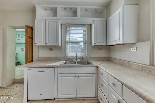 $189,000 | 209 Crossway Road, Bristol, VA 24201