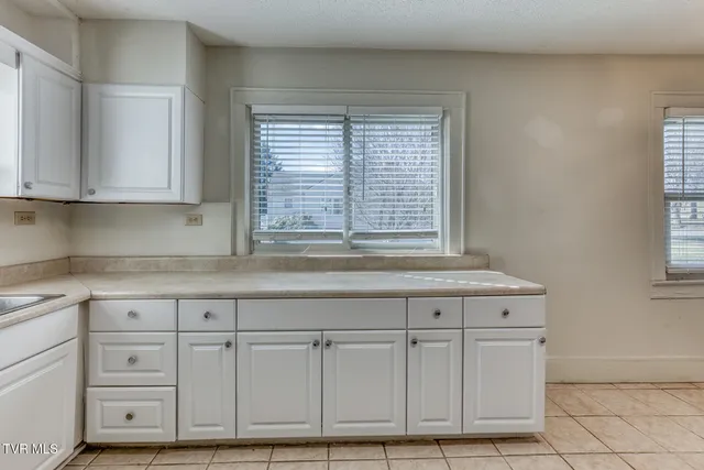 $189,000 | 209 Crossway Road, Bristol, VA 24201