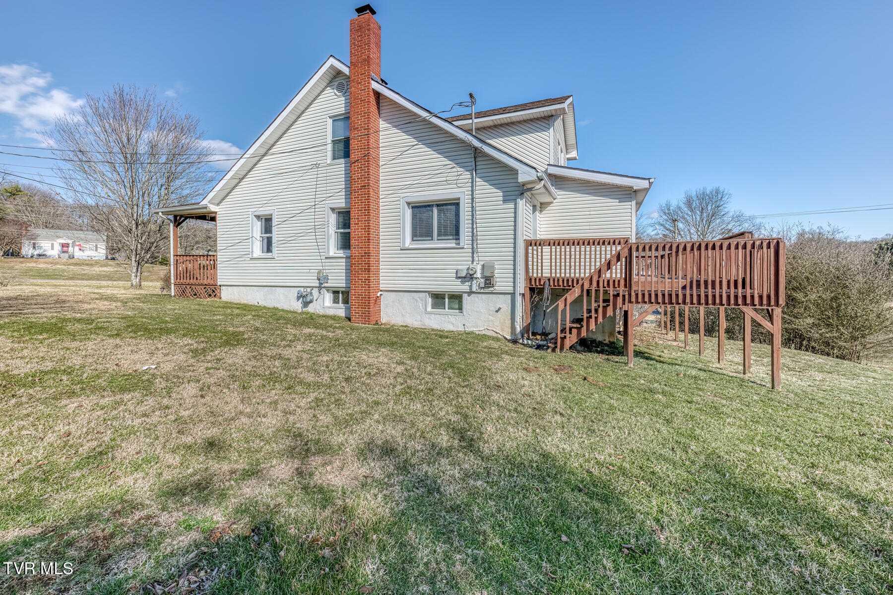 209 Crossway Road Bristol, VA 24201 - Photo 6 of 47 209 Crossway Rd-37