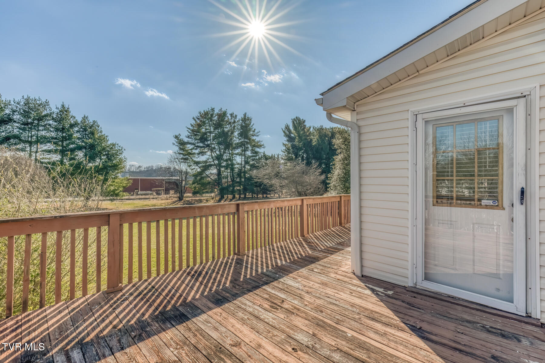 209 Crossway Road Bristol, VA 24201 - Photo 9 of 47 209 Crossway Rd-40