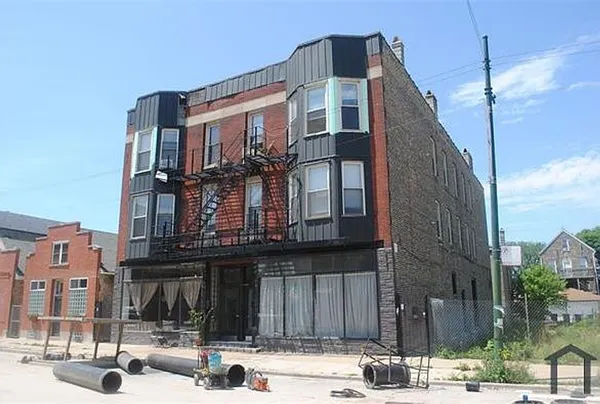 $1,795 | 3254 South Morgan Street, Unit COMM, Chicago, IL 60608