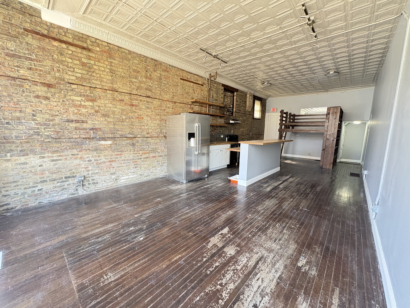 3254 South Morgan Street, Unit COMM Chicago, IL 60608 - Photo 2 of 11