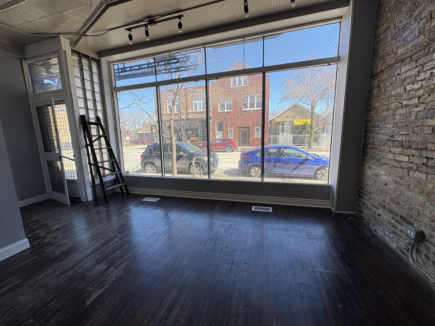 3254 South Morgan Street, Unit COMM Chicago, IL 60608 - Photo 6 of 11