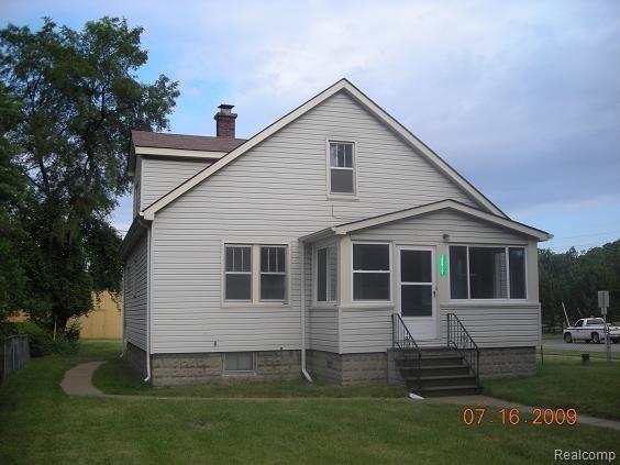35917 Goddard Road Romulus, MI 48174 - Photo 1 of 14 primary