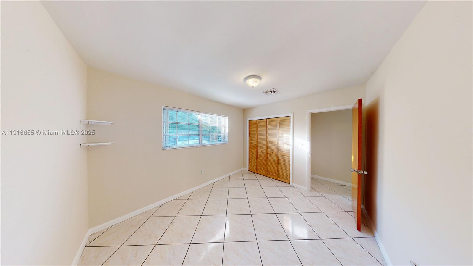 7880 Grand Canal Drive, Unit 1 Miami, FL 33144 - Photo 11 of 16 Gallery Image 11