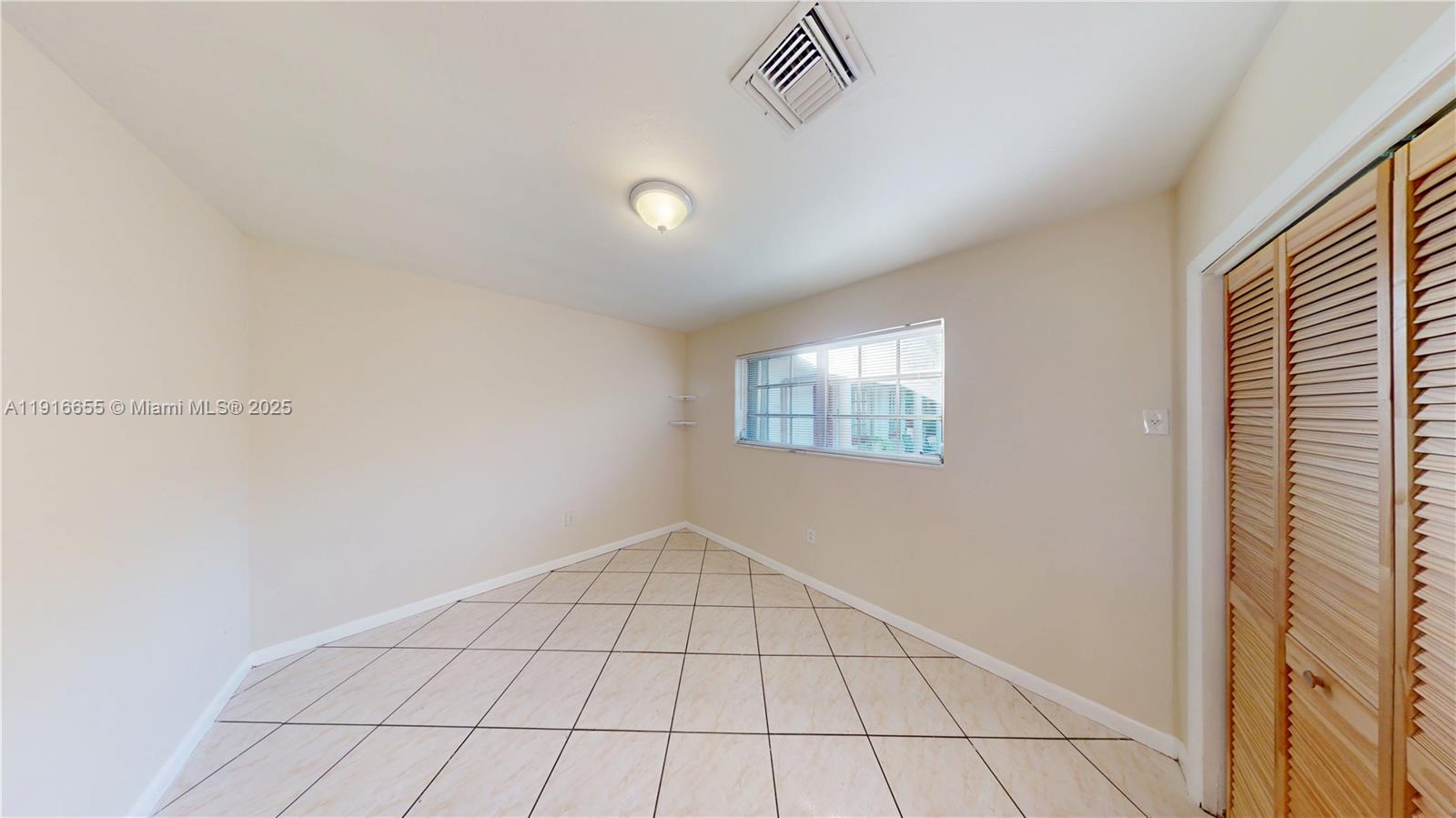 7880 Grand Canal Drive, Unit 1 Miami, FL 33144 - Photo 10 of 16 Gallery Image 10