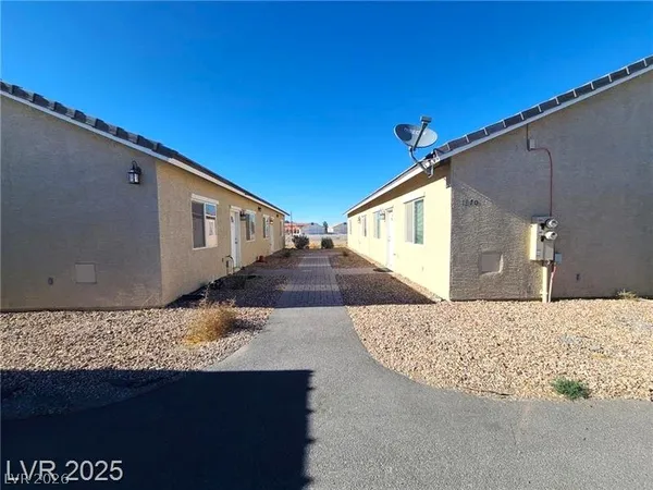 $1,250 | 1370 Ogallala Street, Unit 2, Pahrump, NV 89048