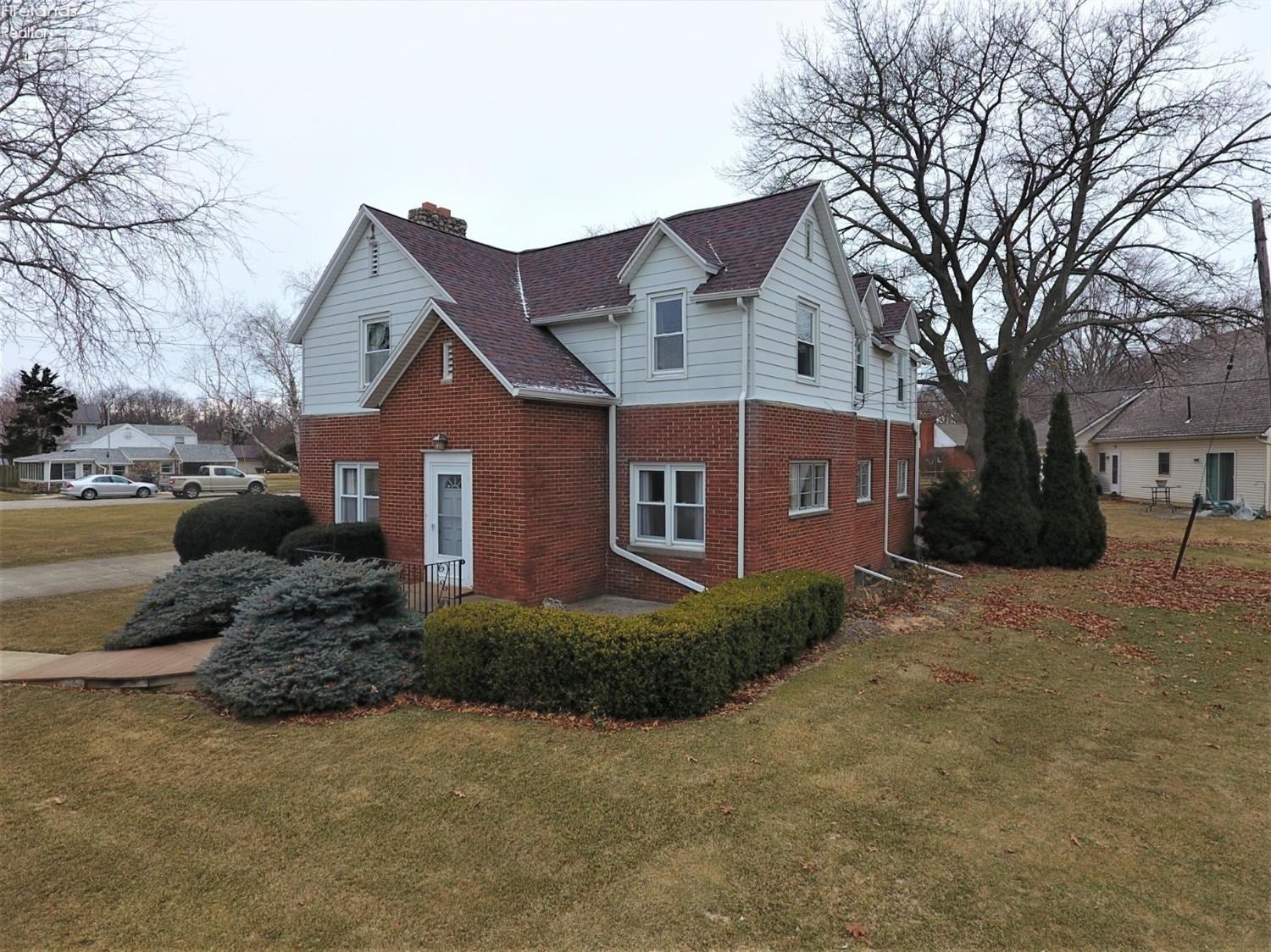 1978 Northwest Catawba Road Port Clinton, OH 43452 - Photo 1 of 21 Gallery Image 1