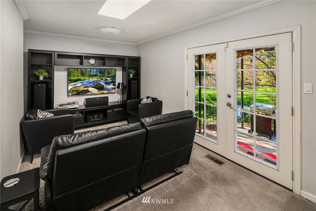 18618 Southeast 128th Street Renton, WA 98059 - Photo 13 of 36 Gallery Image 13