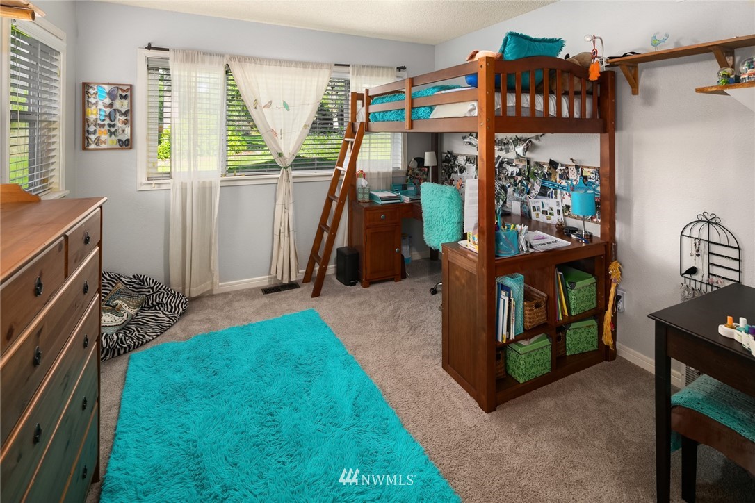 18618 Southeast 128th Street Renton, WA 98059 - Photo 16 of 36 Gallery Image 16