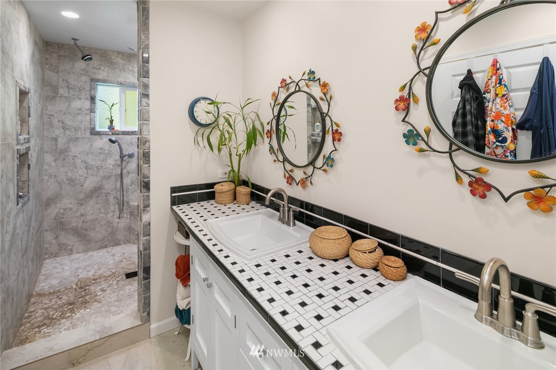 18618 Southeast 128th Street Renton, WA 98059 - Photo 19 of 36 Gallery Image 19