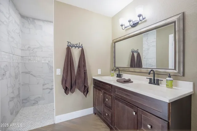 $1,985,000 | 601 North Bullmoose Drive, Chandler, AZ 85224