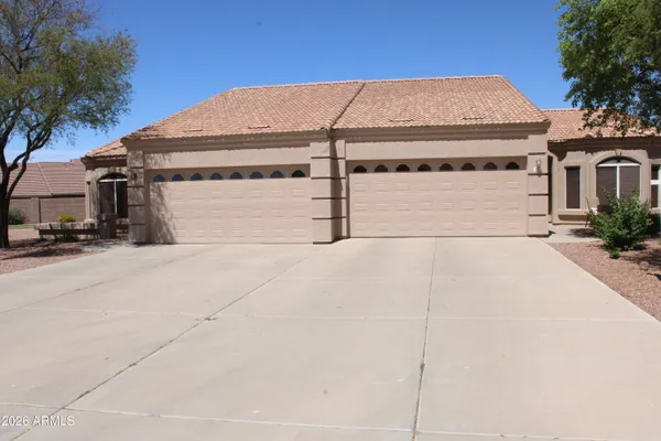 $325,000 | 2101 South Yellow Wood, Unit 10, Mesa, AZ 85209