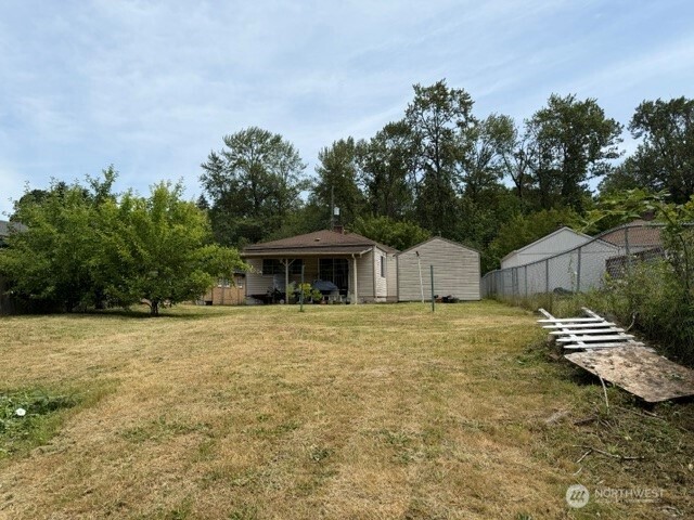 6715 Delridge Way Southwest Seattle, WA 98106 - Photo 13 of 16