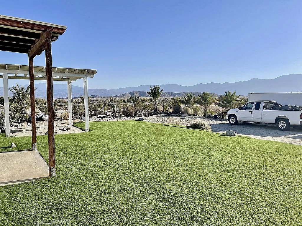 73315 Helms Road Desert Hot Springs, CA 92241 - Photo 3 of 34