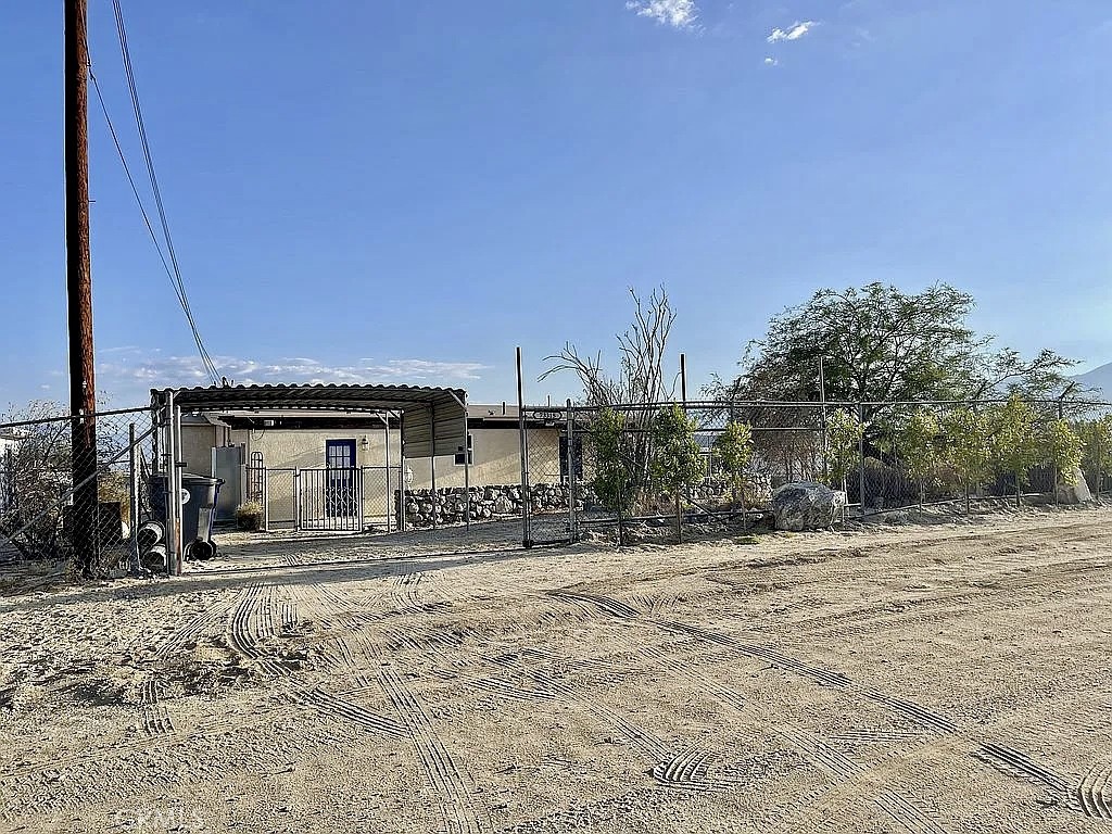 73315 Helms Road Desert Hot Springs, CA 92241 - Photo 33 of 34